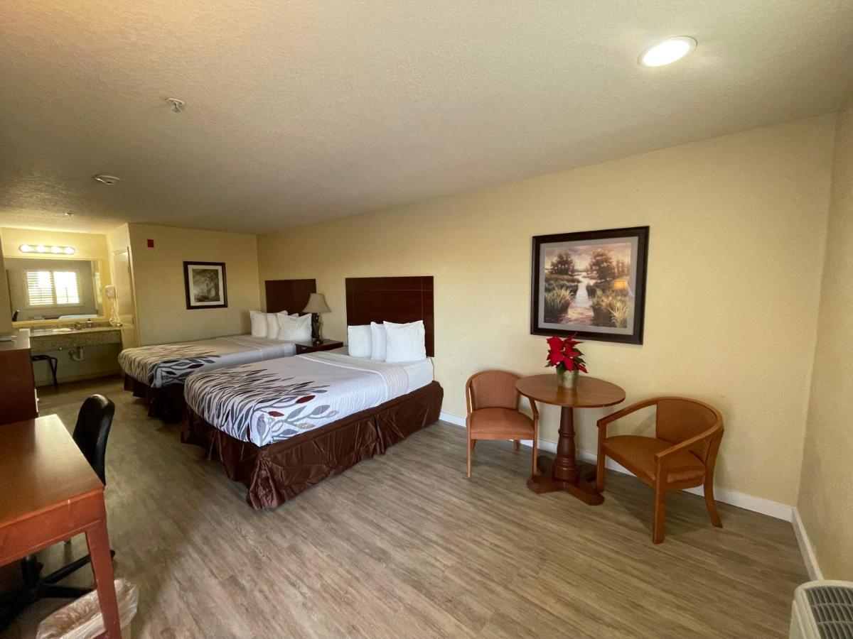 Kenedy Inn And Suites Exterior foto